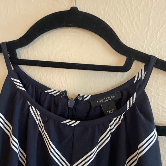 Ann Taylor midi dress - Picture 2 of 2